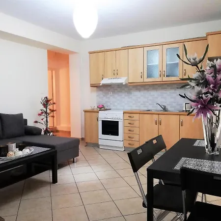 Lovely 500m From The Beach, Almiri 2 Loutra Oraias Elenis